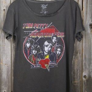 Looking for this top